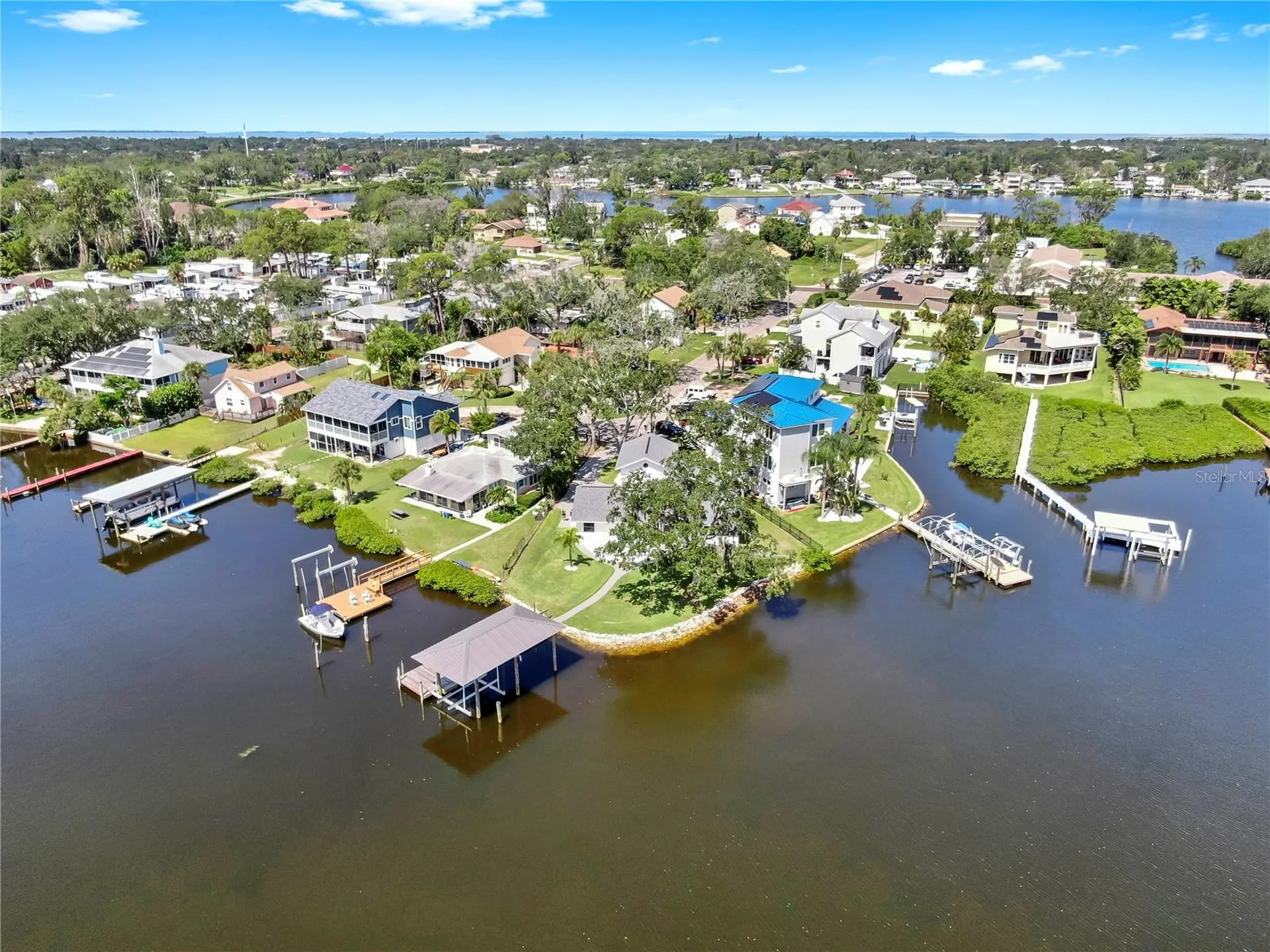 424 Doric Court Tarpon Springs FL 34689