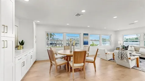 424 Doric Court Tarpon Springs FL 34689