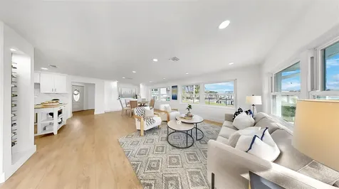 424 Doric Court Tarpon Springs FL 34689
