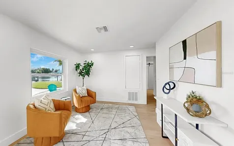 424 Doric Court Tarpon Springs FL 34689