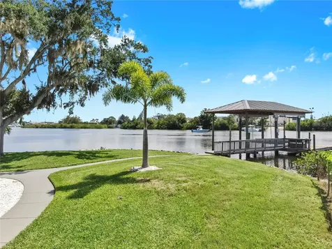 424 Doric Court Tarpon Springs FL 34689