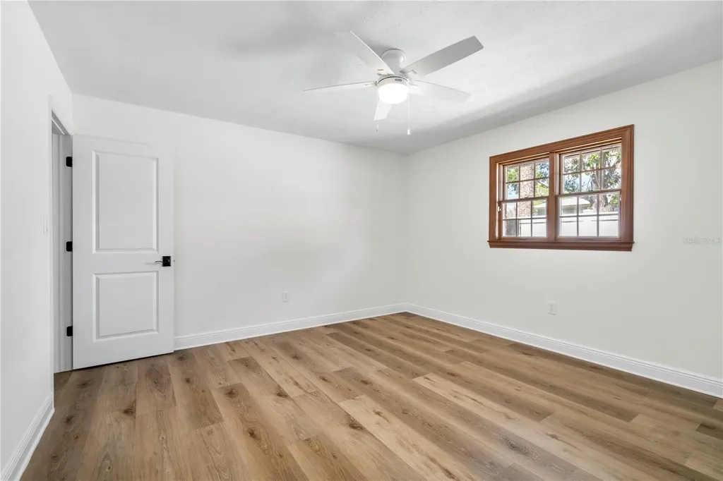 404 Dickman Drive SW Ruskin FL 33570