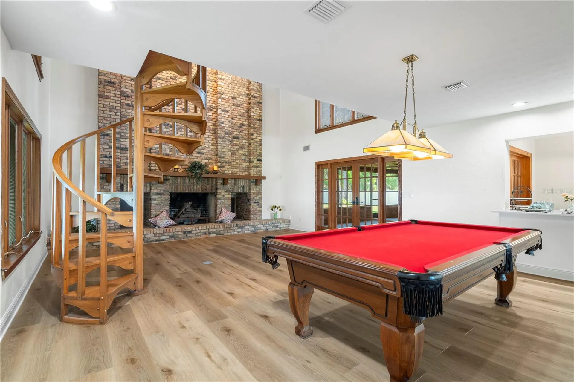 404 Dickman Drive SW Ruskin FL 33570