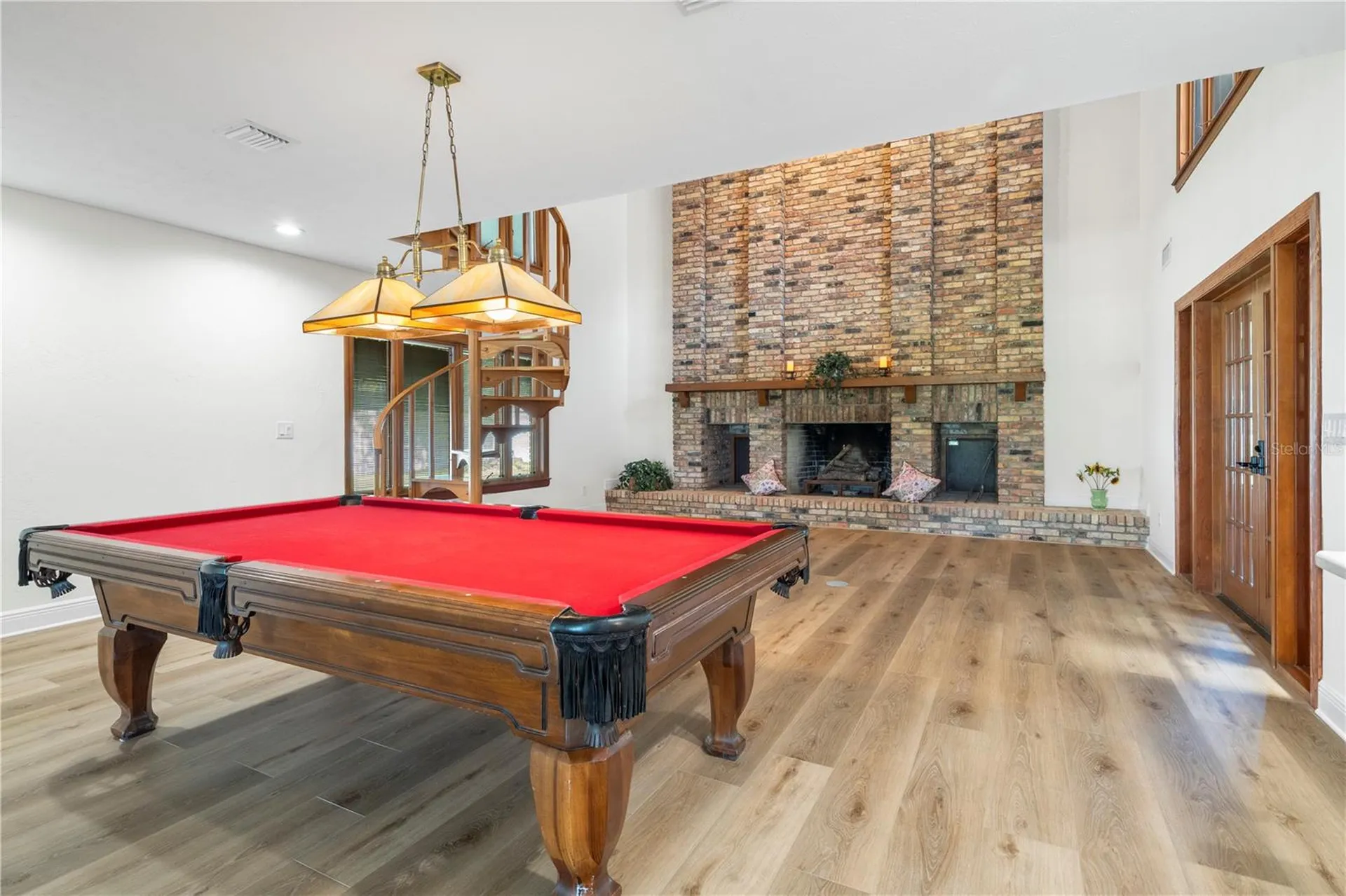 404 Dickman Drive SW Ruskin FL 33570