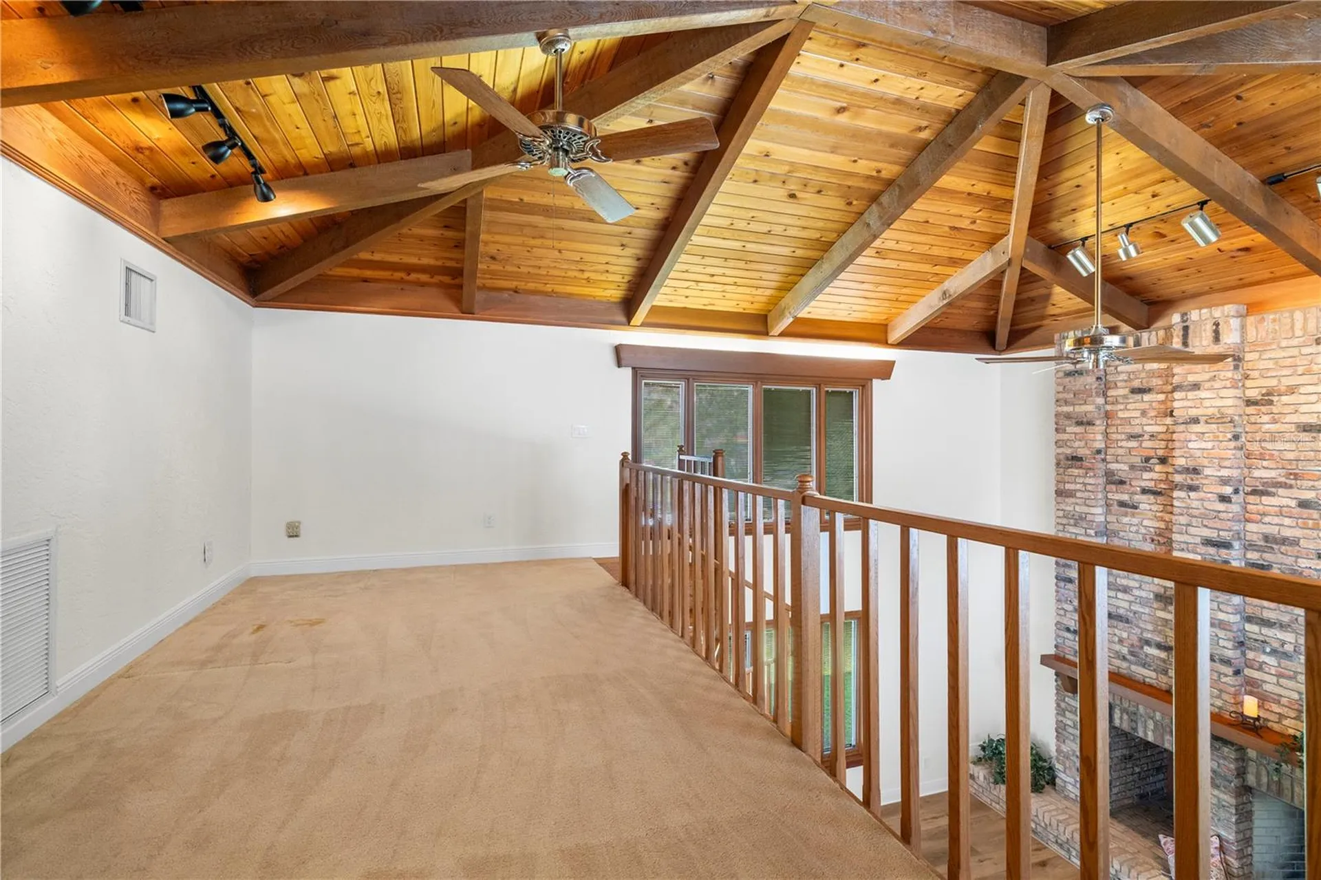 404 Dickman Drive SW Ruskin FL 33570