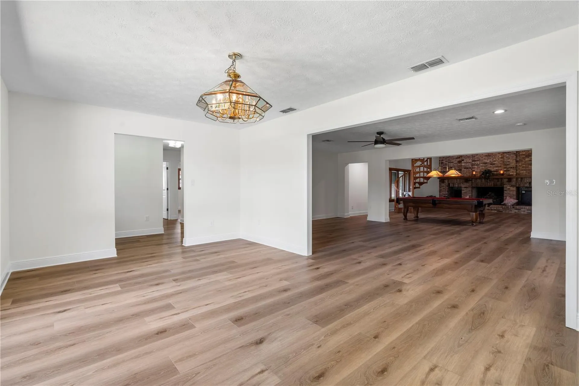 404 Dickman Drive SW Ruskin FL 33570