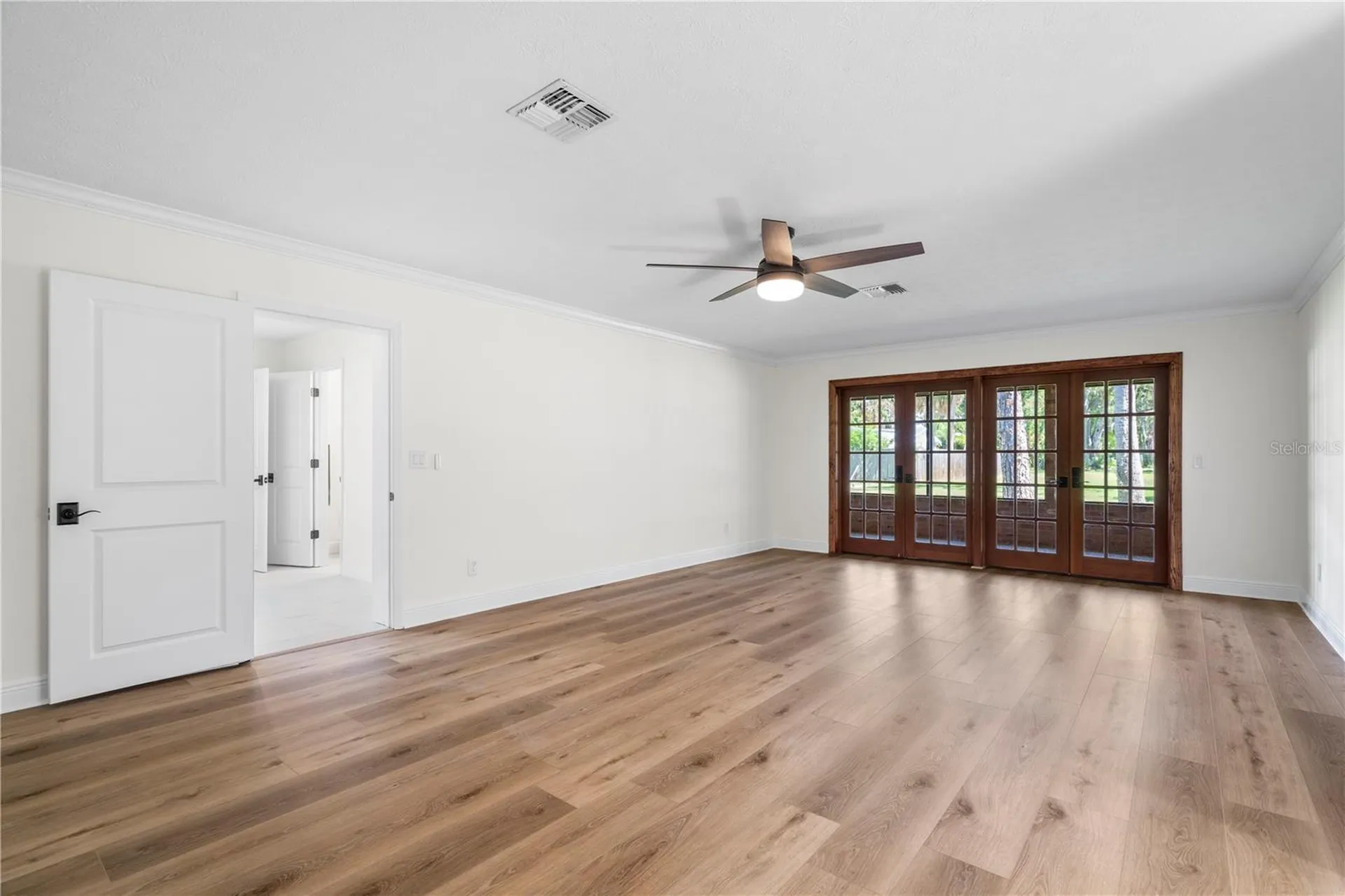 404 Dickman Drive SW Ruskin FL 33570