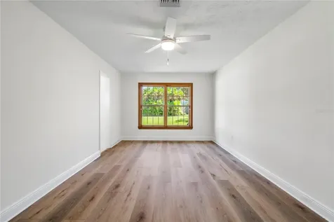 404 Dickman Drive SW Ruskin FL 33570