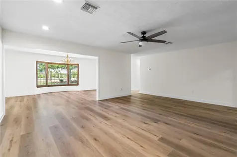 404 Dickman Drive SW Ruskin FL 33570
