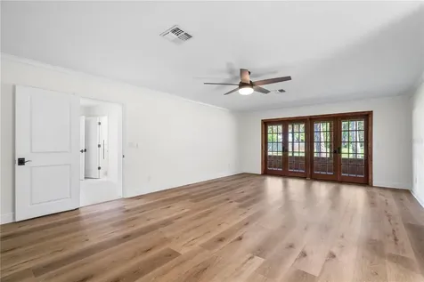 404 Dickman Drive SW Ruskin FL 33570