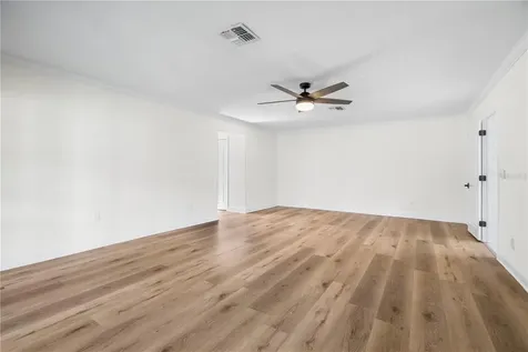 404 Dickman Drive SW Ruskin FL 33570