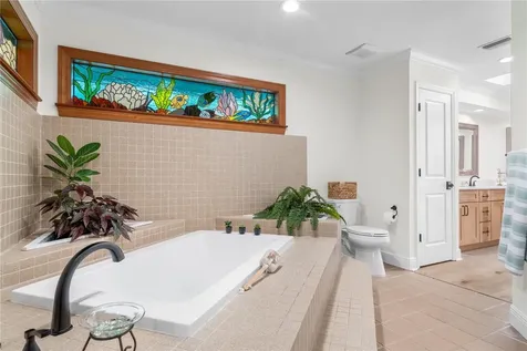 404 Dickman Drive SW Ruskin FL 33570