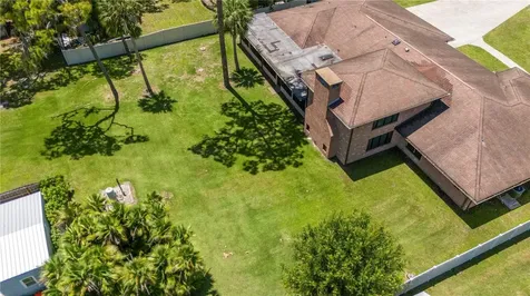 404 Dickman Drive SW Ruskin FL 33570