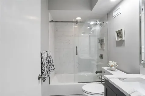 1050 Longboat Club Road Longboat Key FL 34228