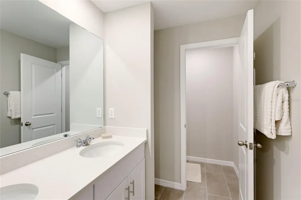 17063 Coral Key Drive Nokomis FL 34275
