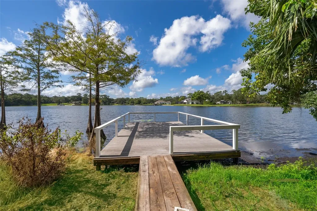 1715 W Lake Mary Boulevard Lake Mary FL 32746