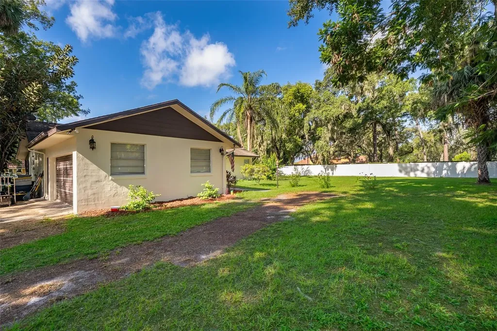 1715 W Lake Mary Boulevard Lake Mary FL 32746