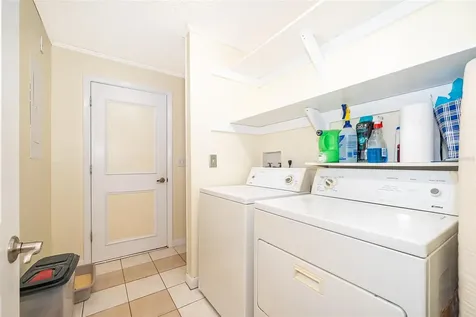 1715 W Lake Mary Boulevard Lake Mary FL 32746