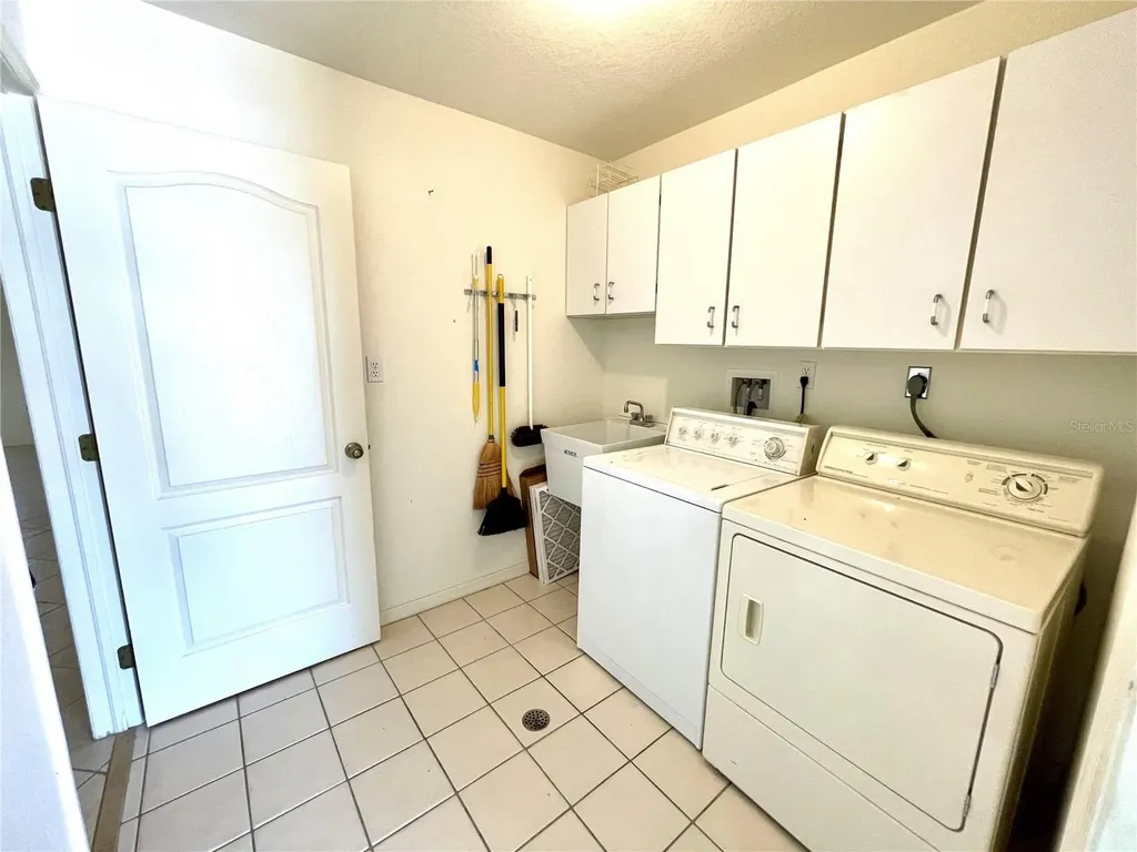 41 Manizaks Avenue Punta Gorda FL 33983