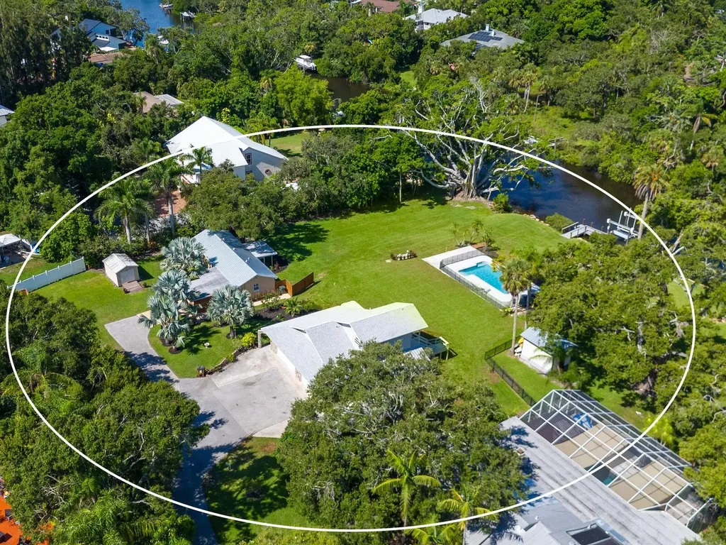 2504 Wilkinson Road Sarasota FL 34231