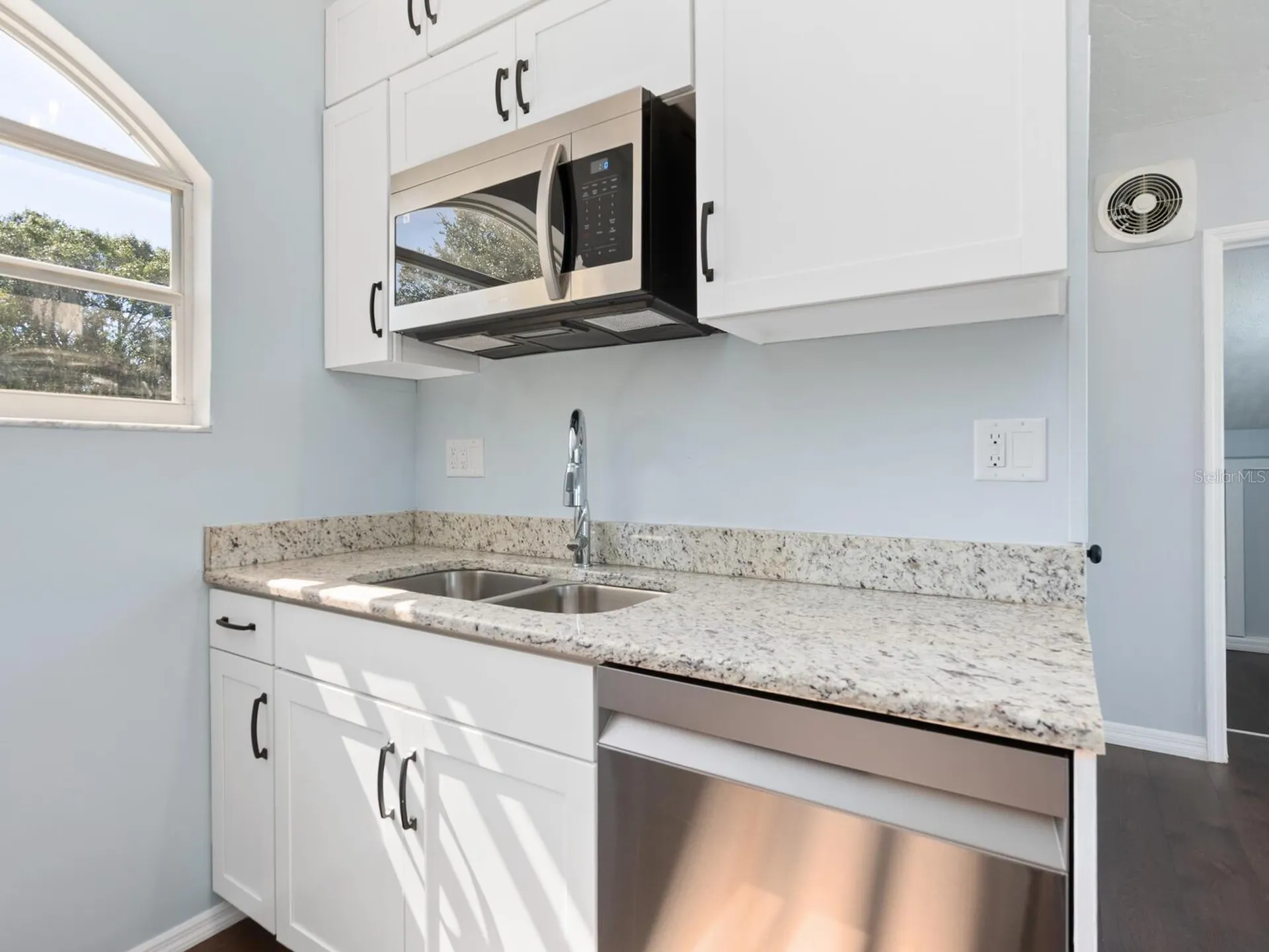 2504 Wilkinson Road Sarasota FL 34231