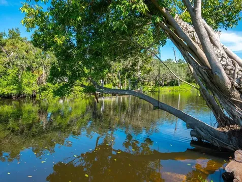 2504 Wilkinson Road Sarasota FL 34231