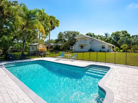 2504 Wilkinson Road Sarasota FL 34231