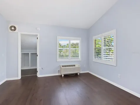 2504 Wilkinson Road Sarasota FL 34231