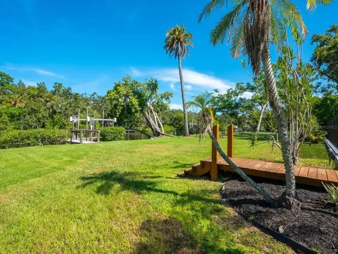2504 Wilkinson Road Sarasota FL 34231