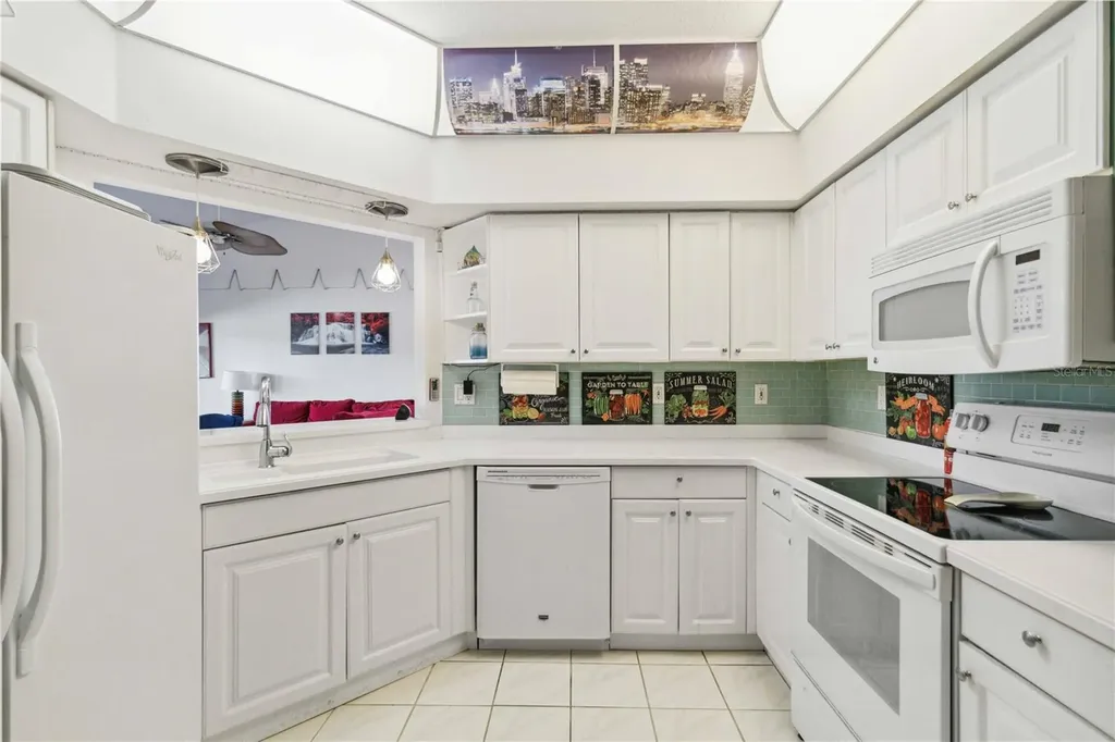 6568 Fairway Gardens Drive Bradenton FL 34203