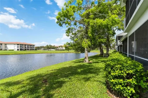 6568 Fairway Gardens Drive Bradenton FL 34203