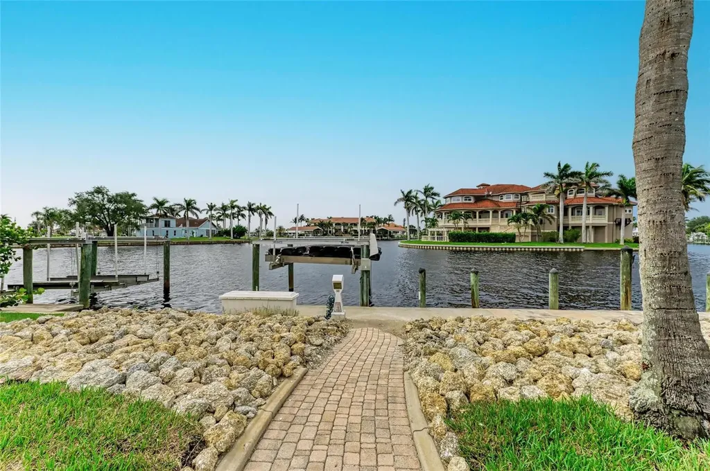 4531 Grassy Point Boulevard Port Charlotte FL 33952