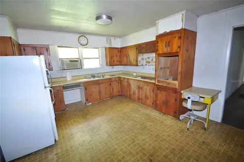 18491 NE State Road 121 Williston FL 32696