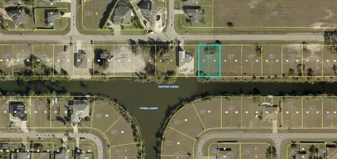1706 NE 37th Street Cape Coral FL 33909
