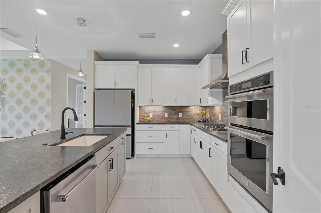 17546 Northwood Place Bradenton FL 34202
