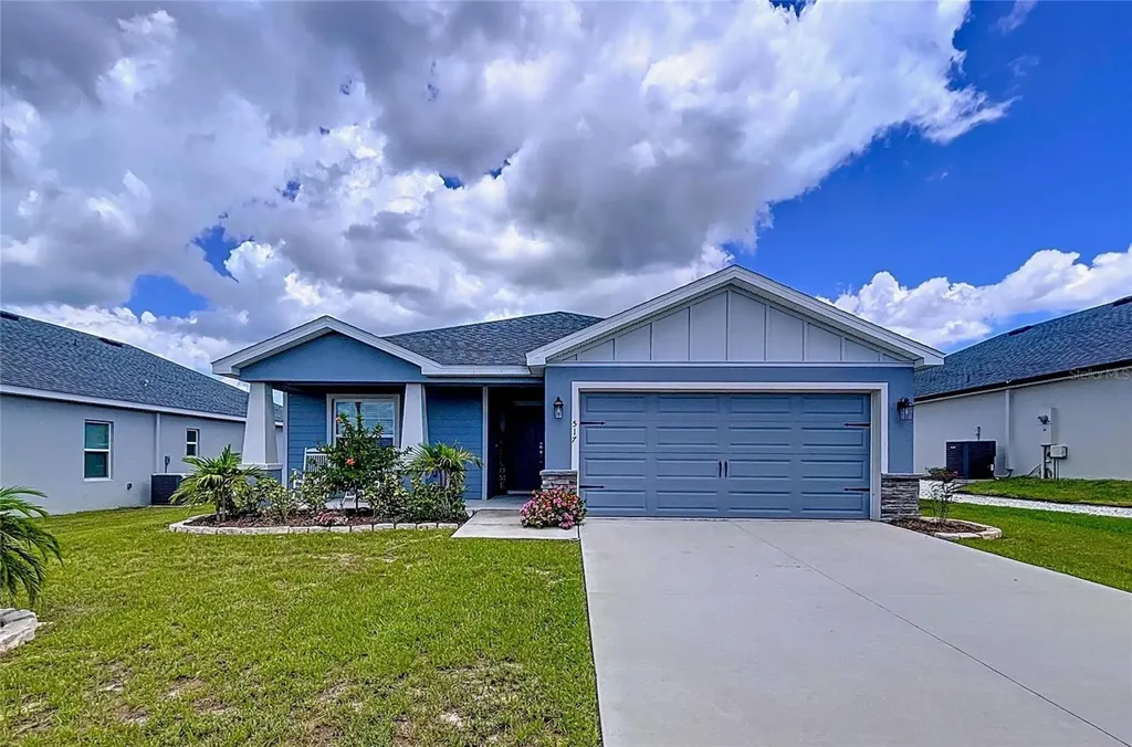 517 Scenic Bluff Boulevard Lake Wales FL 33853