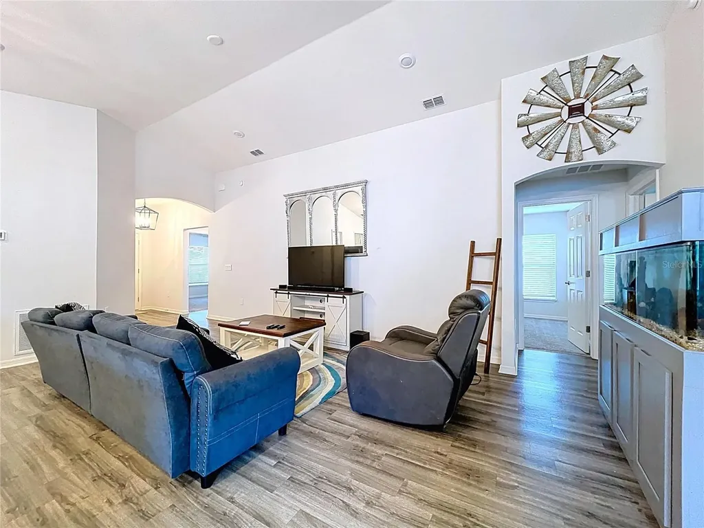 517 Scenic Bluff Boulevard Lake Wales FL 33853