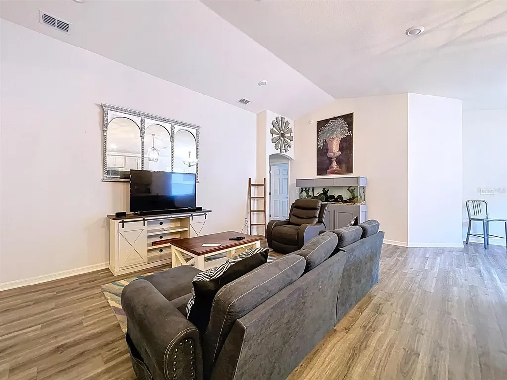 517 Scenic Bluff Boulevard Lake Wales FL 33853