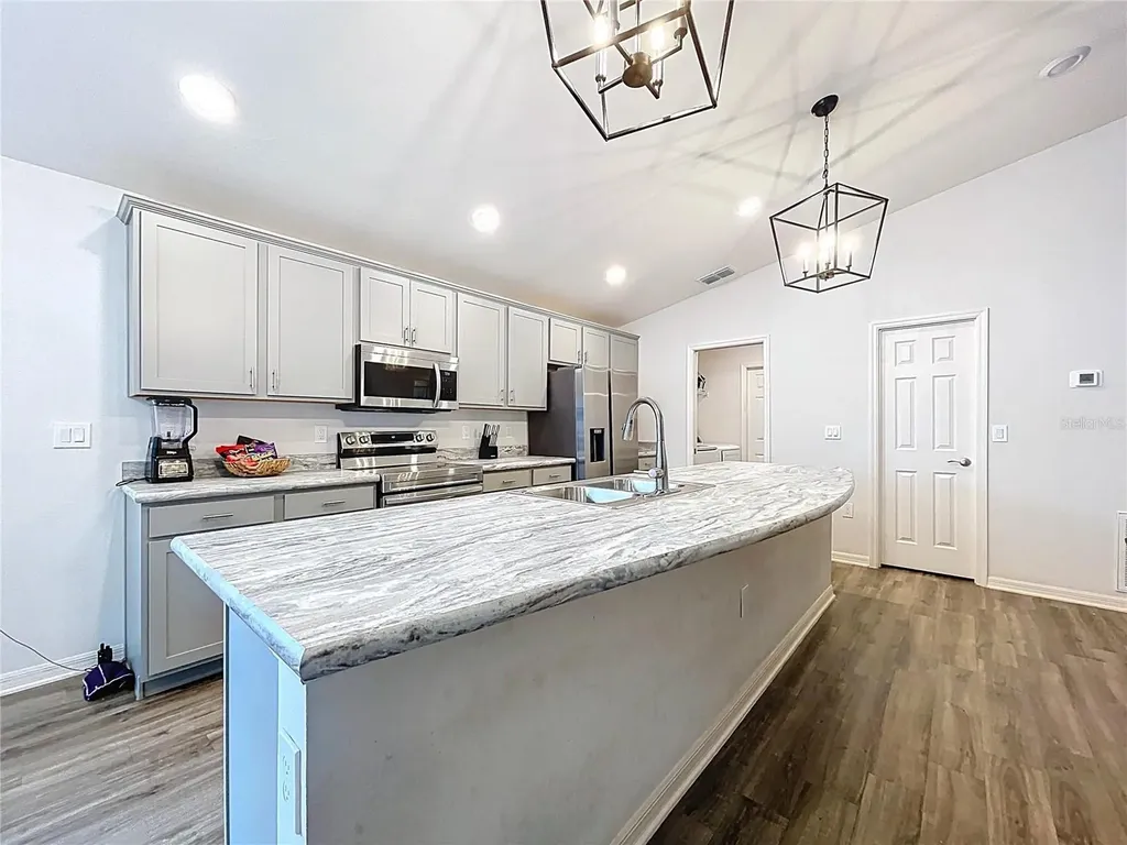 517 Scenic Bluff Boulevard Lake Wales FL 33853