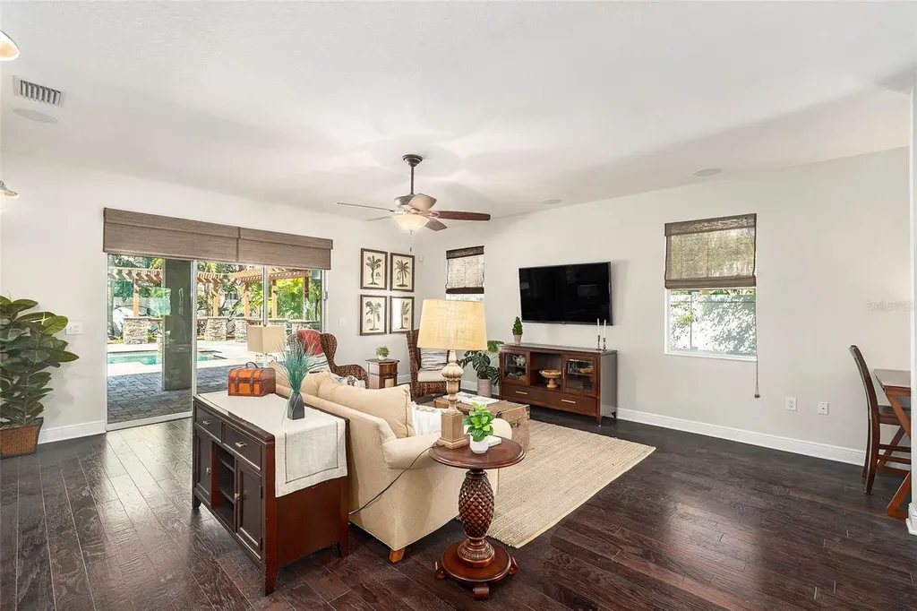 5701 S Macdill Avenue Tampa FL 33611