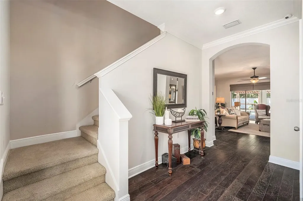 5701 S Macdill Avenue Tampa FL 33611
