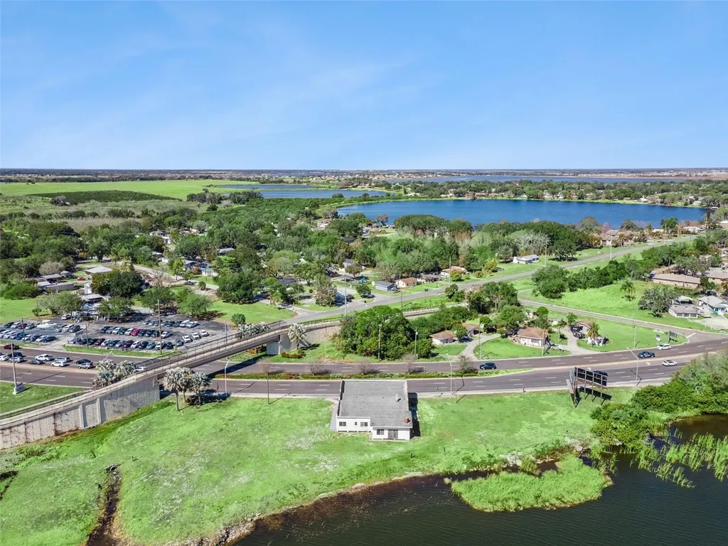 1300 S Lake Shore Way Lake Alfred FL 33850