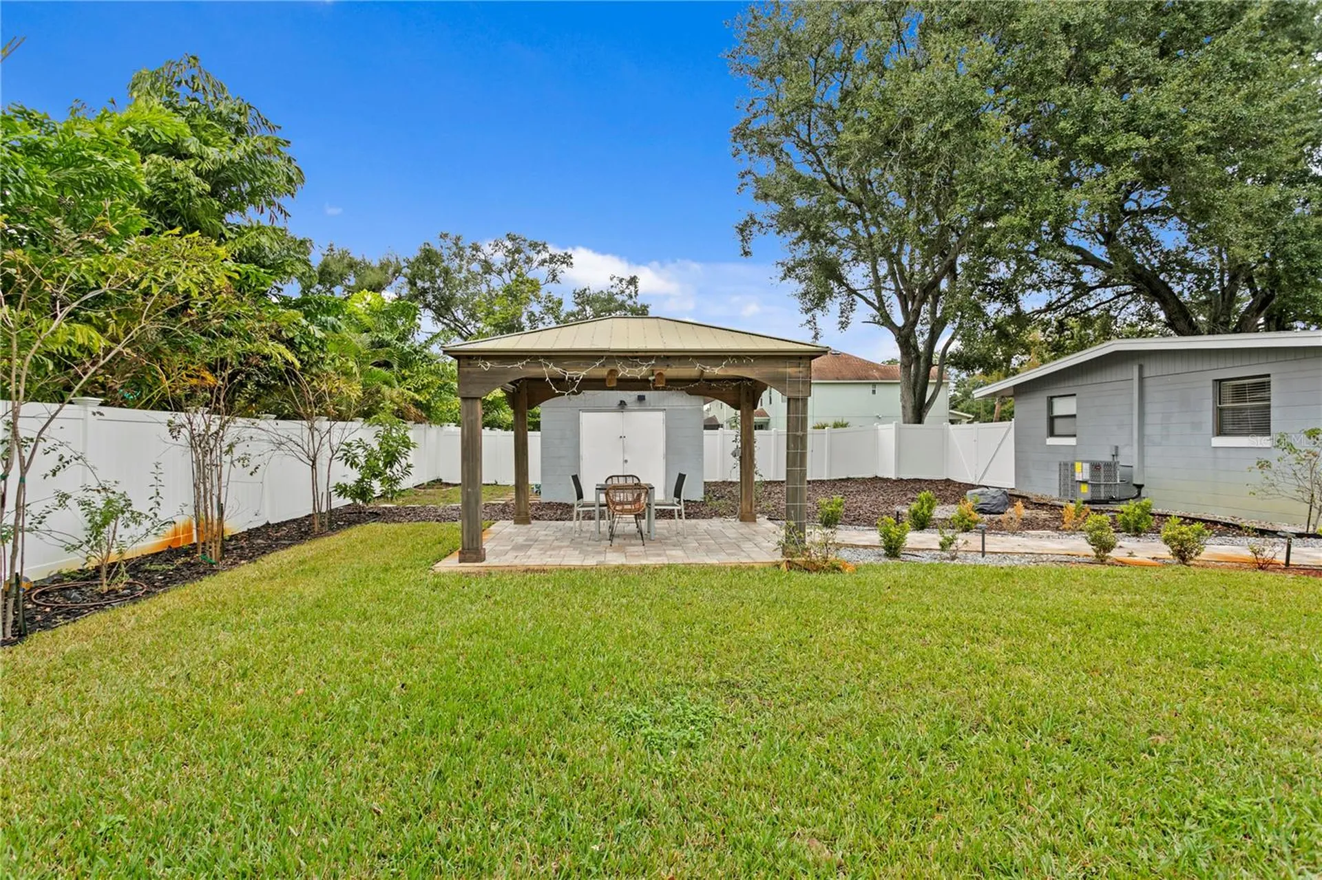 2407 S Lois Avenue Tampa FL 33629