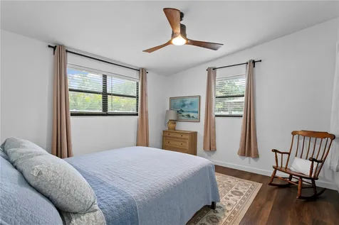 2407 S Lois Avenue Tampa FL 33629