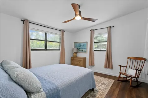 2407 S Lois Avenue Tampa FL 33629