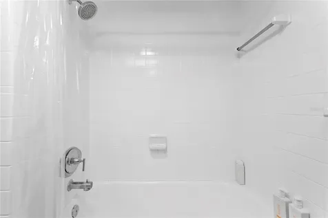 2407 S Lois Avenue Tampa FL 33629
