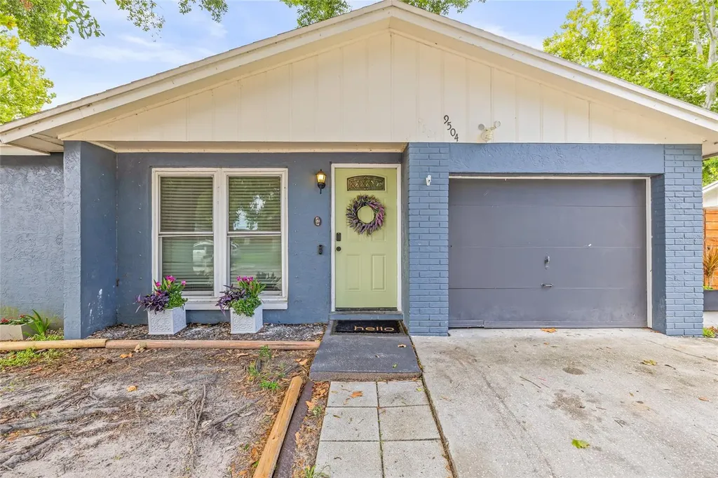 9504 Woodborough Court Tampa FL 33615