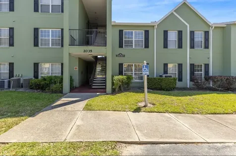 2035 Dixie Belle Drive Orlando FL 32812