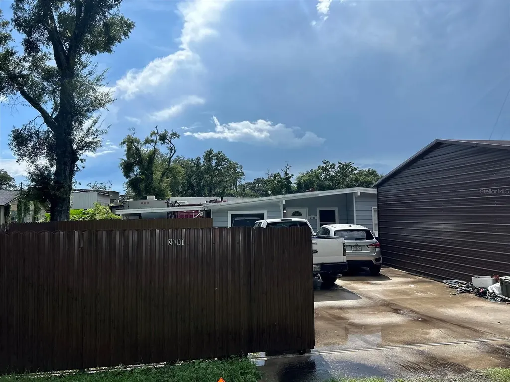 2001 S 51st Street Tampa FL 33619