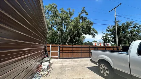 2001 S 51st Street Tampa FL 33619